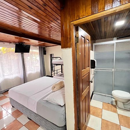 Rio Danta Hostel La Fortuna Eksteriør bilde