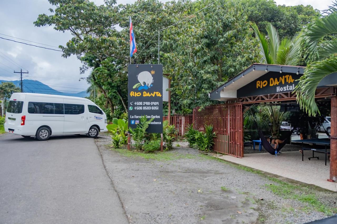 Rio Danta Hostel La Fortuna Eksteriør bilde