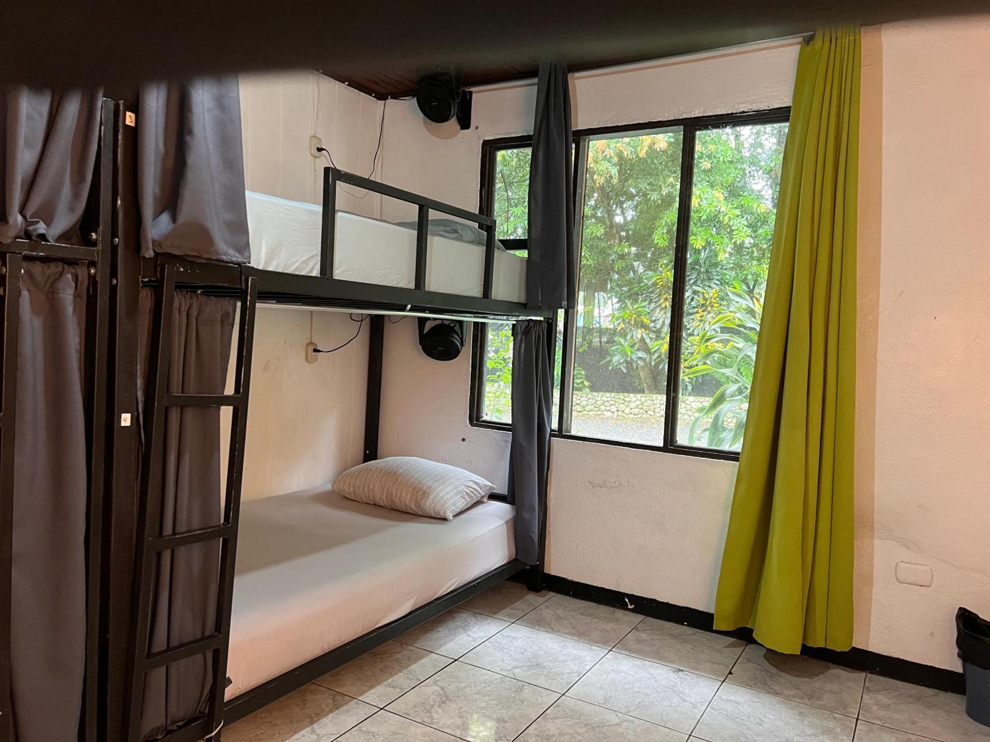 Rio Danta Hostel La Fortuna Eksteriør bilde