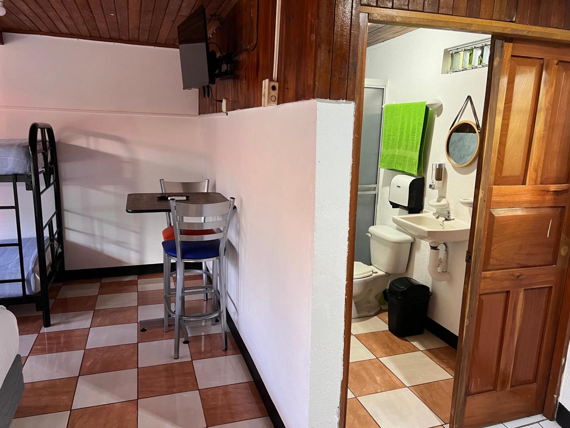 Rio Danta Hostel La Fortuna Eksteriør bilde