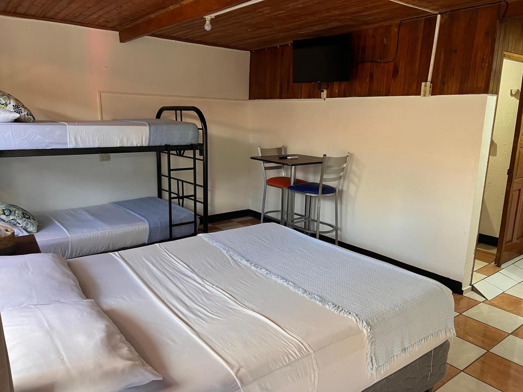 Rio Danta Hostel La Fortuna Eksteriør bilde