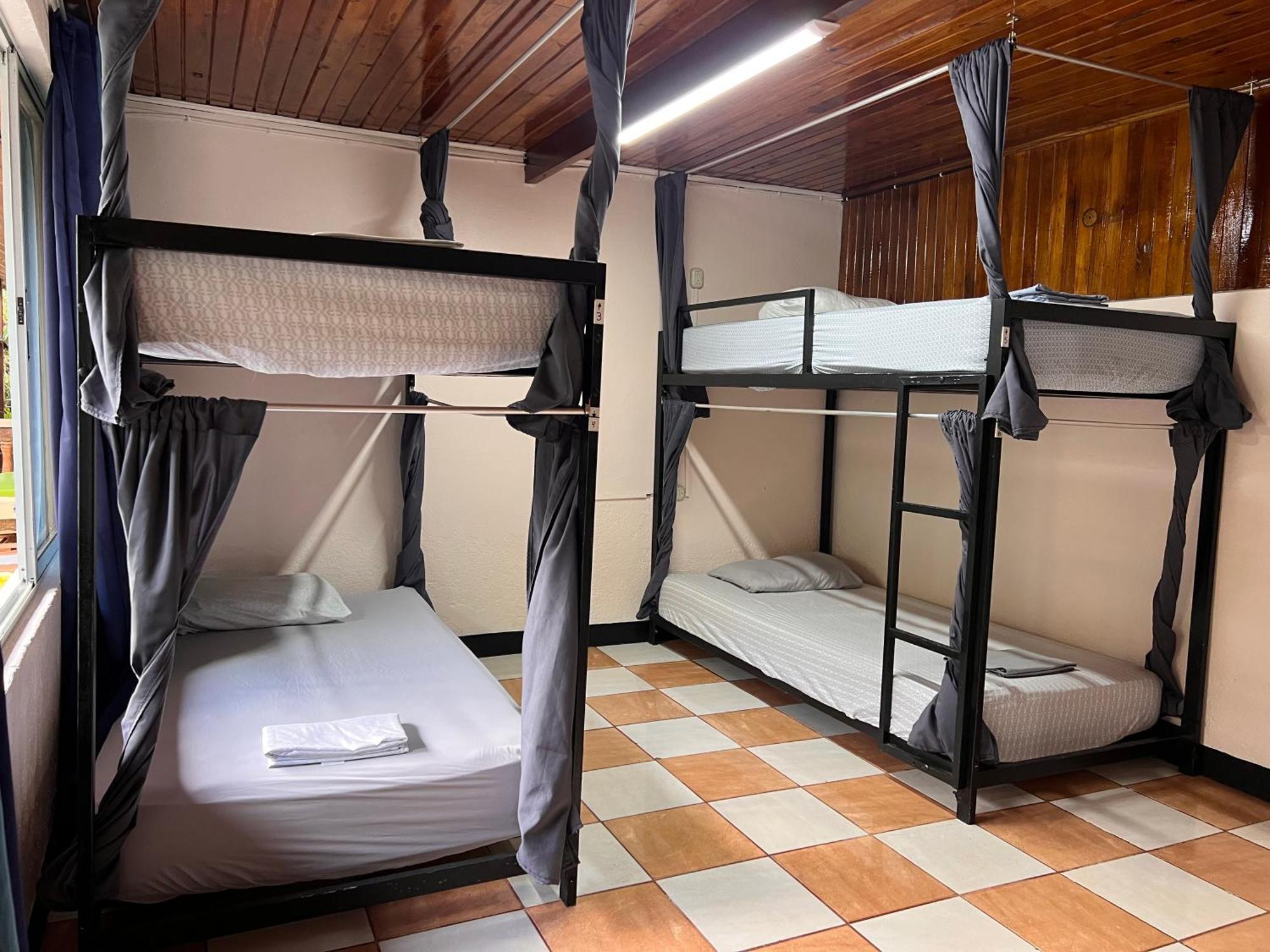Rio Danta Hostel La Fortuna Eksteriør bilde