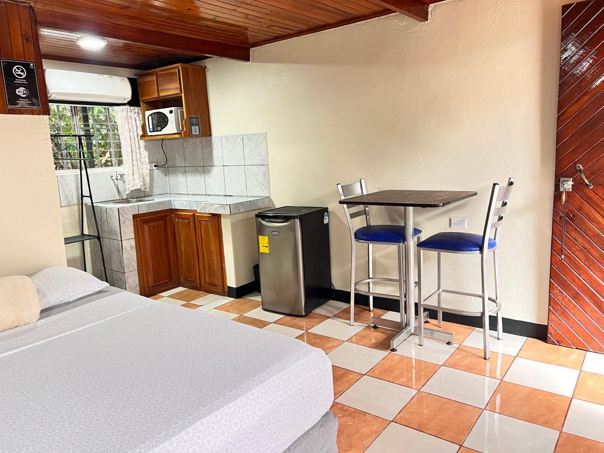 Rio Danta Hostel La Fortuna Eksteriør bilde