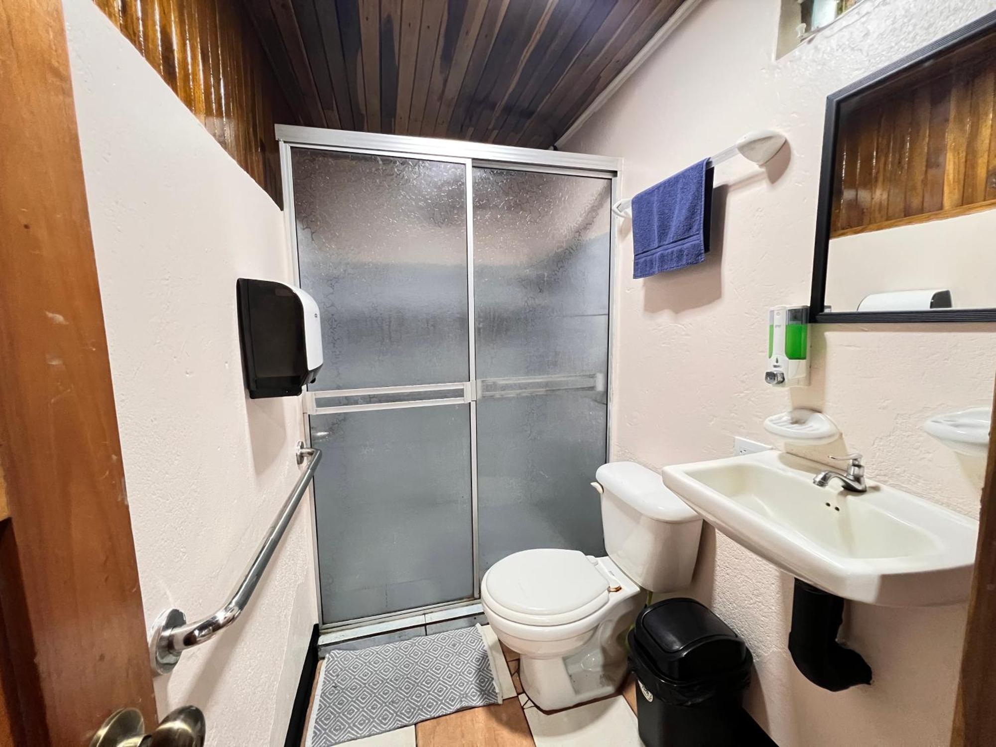 Rio Danta Hostel La Fortuna Eksteriør bilde